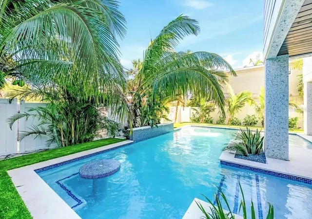 Photo 3 of Single family home for sale at 2403 Ave C, Bradenton Beach, FL 34217 | MLS# A4684030 | Listing updated on 2026-08-18