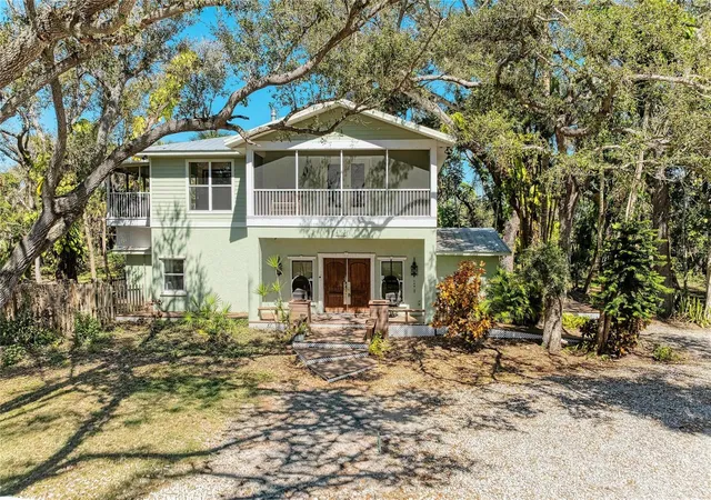 1st image of 820 N Elm St, Englewood, FL 34223 | MLS# A4684053