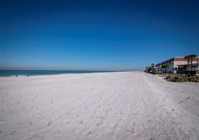 2nd image of 2700 Gulf Blvd, BELLEAIR BEACH, FL 33786