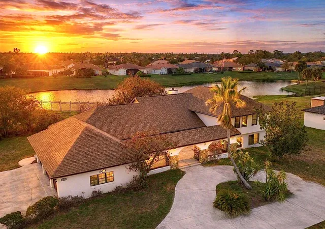 Photo 1 of Single family home for sale at 513 Bar Dr, Kissimmee, FL 34759 | MLS# L4959781 | Listing updated on 2026-08-28