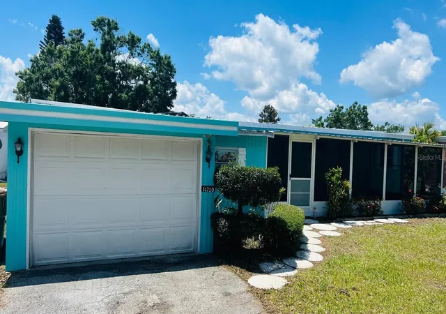 3rd image of 14750 Old Us Hwy 441, Tavares, FL 32778 | MLS# G5108813