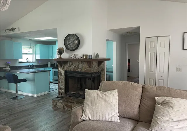 Photo 3 of Single family home for sale at 15499 Arvin Dr, Brooksville, FL 34604 | MLS# W7883414 | Listing updated on 2026-04-01