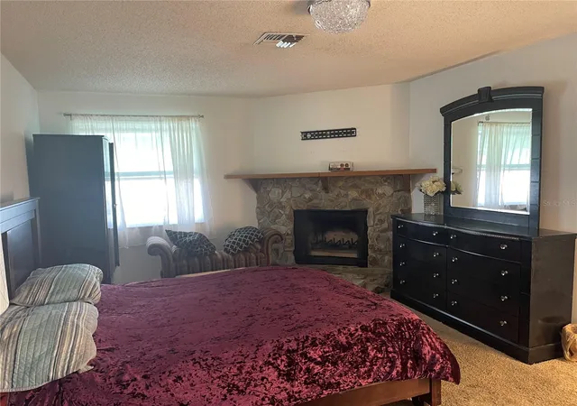 Photo 4 of Single family home for sale at 15499 Arvin Dr, Brooksville, FL 34604 | MLS# W7883414 | Listing updated on 2026-04-01