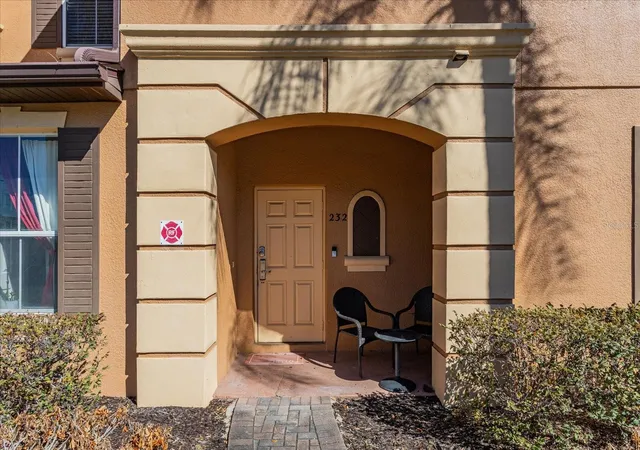 Photo 2 of Townhouse for sale at 232 La Mirage St, Davenport, FL 33897 | MLS# O6385997 | Listing updated on 2026-09-14