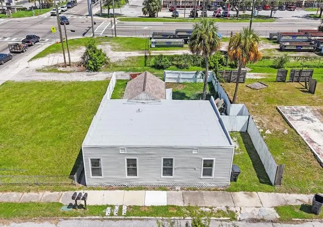 Photo 2 of House for sale at 2753 53rd Avenue N, Saint Petersburg, FL 33714 | MLS# TB8480866 | Listing updated on 2026-07-16