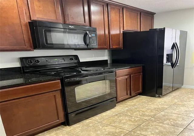 3rd image of 5444 River Rock Rd, Lakeland, FL 33809 | MLS# L4959787