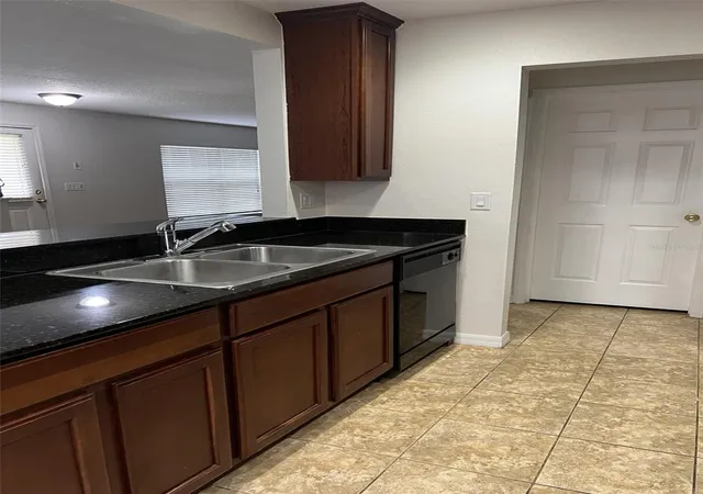 4th image of 5444 River Rock Rd, Lakeland, FL 33809 | MLS# L4959787