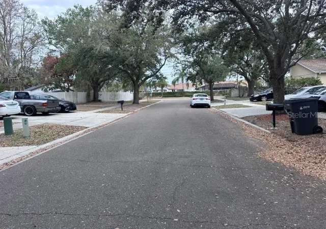2nd image of 1451 Mohrlake Dr, Brandon, FL 33511 | MLS# O6386140