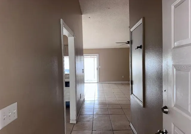 3rd image of 1451 Mohrlake Dr, Brandon, FL 33511 | MLS# O6386140