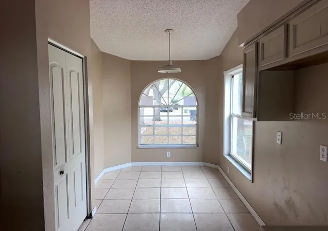 4th image of 1451 Mohrlake Dr, Brandon, FL 33511 | MLS# O6386140