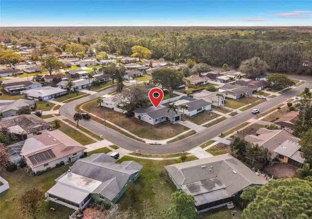 2nd image of 819 Helmsman Wy, Palm Harbor, FL 34685 | MLS# O6386163