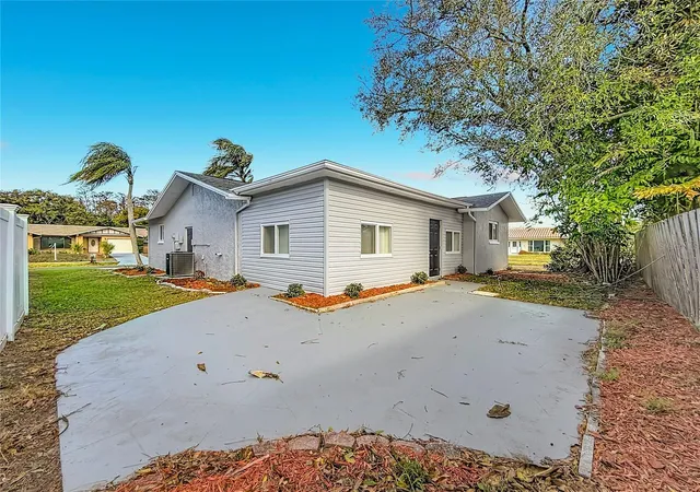 26th image of 819 Helmsman Wy, Palm Harbor, FL 34685 | MLS# O6386163