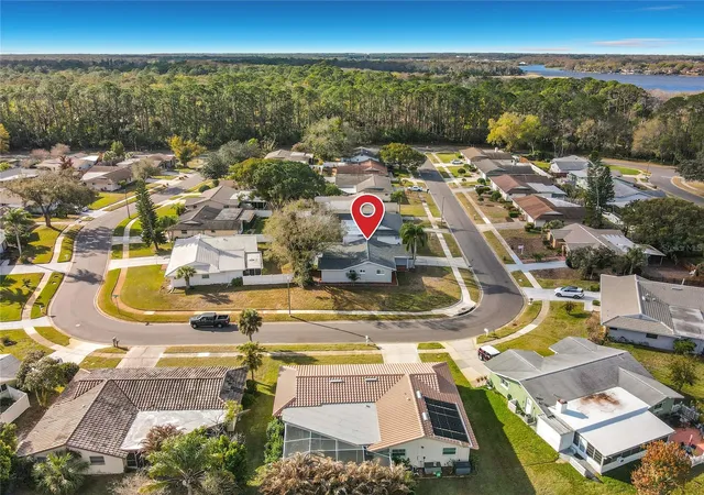 3rd image of 819 Helmsman Wy, Palm Harbor, FL 34685 | MLS# O6386163