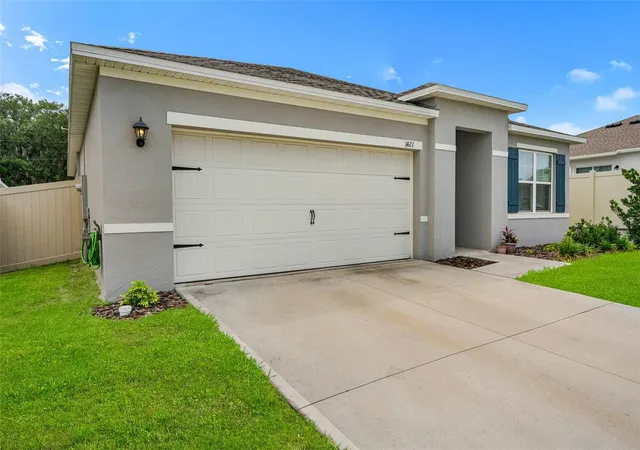 Photo 2 of Single family home for sale at 1421 Cumberland Ave, Davenport, FL 33837 | MLS# O6386181 | Listing updated on 2026-09-25