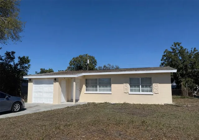 1st image of 4737 56th Ave N, St Petersburg, FL 33714 | MLS# TB8481011