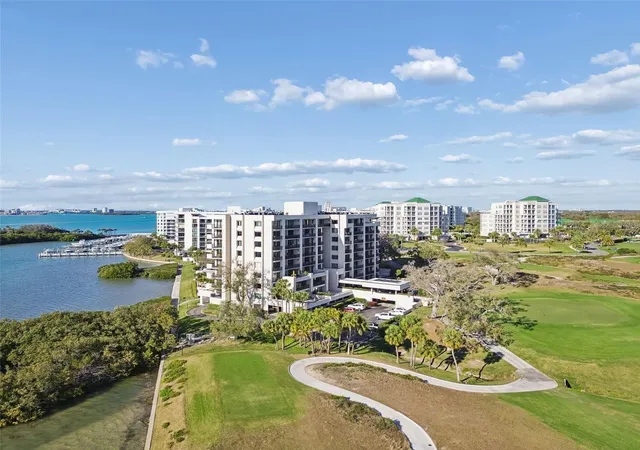 5th image of 4 Belleview Blvd #701, Belleair, FL 33756 | MLS# TB8481027
