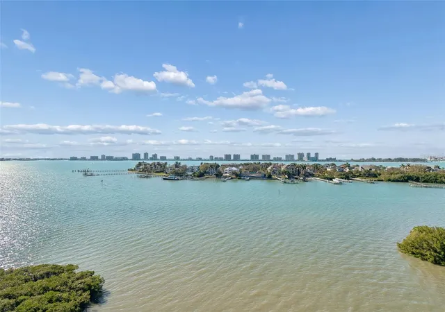 2nd image of 4 Belleview Blvd #701, Belleair, FL 33756 | MLS# TB8481027