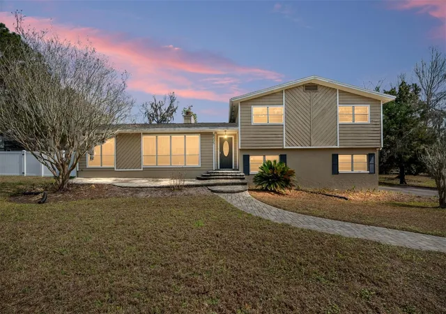 Photo 1 of Single family home for sale at 8205 Sw 44th Terrace, Gainesville, FL 32608 | MLS# GC537986 | Listing updated on 2026-08-17