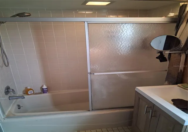 Photo 4 of Sale Pending at 9328 7th Avenue, Orlando, FL 32824 | MLS# O6386228 | Listing updated on 2026-10-20