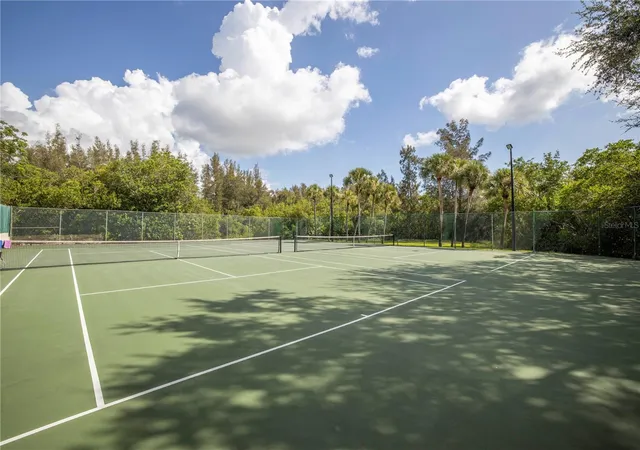 Homes for sale in Saint Petersburg, FL | 812 Amelia Ct Ne, Saint Petersburg, FL 33702 | MLS# TB8481073