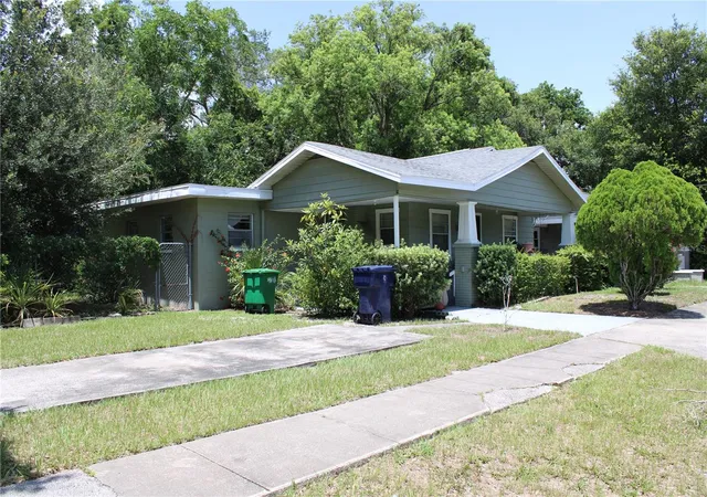 Photo 1 of Single family home for sale at 3504 E 24th Avenue, TAMPA, FL 33605 | MLS# TB8481076 | Listing updated on 2026-09-23