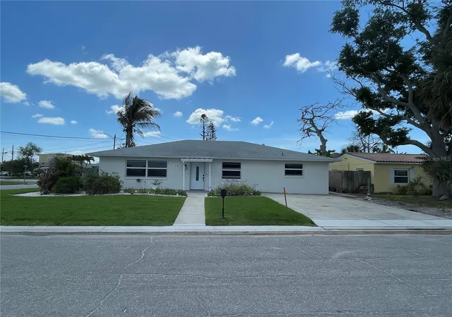 Homes for sale in Madeira Beach, FL | 14181 E Parsley Dr, Madeira Beach, FL 33708 | MLS# TB8481121