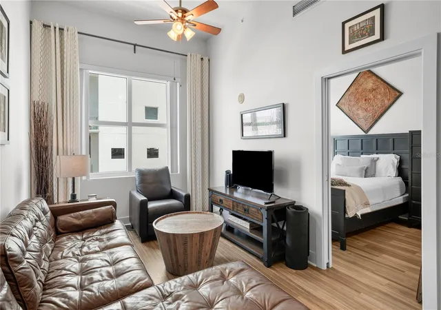 4th image of 1120 E Kennedy Blvd #827, Tampa, FL 33602 | MLS# TB8481131