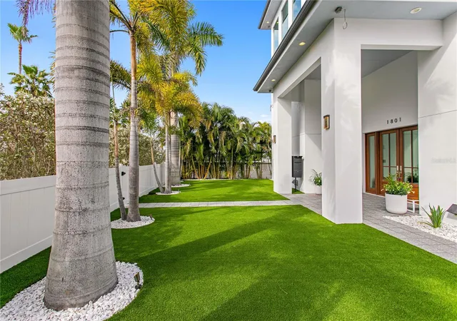 4th image of 1801 Pass A Grille Wy, St Pete Beach, FL 33706 | MLS# TB8481141