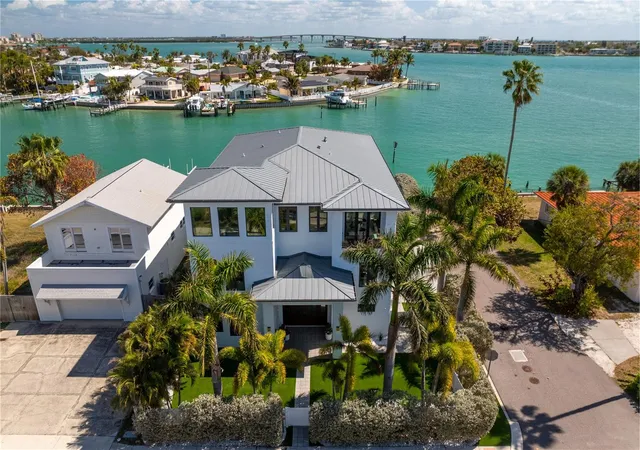 67th image of 1801 Pass A Grille Wy, St Pete Beach, FL 33706 | MLS# TB8481141