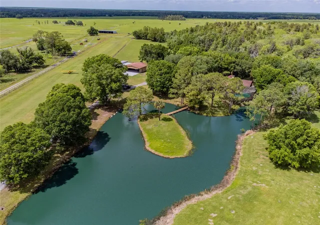 Photo 3 of Single family home for sale at 6225, 6229 Deen Still Rd, Lakeland, FL 33809 | MLS# TB8481170 | Listing updated on 2026-10-06