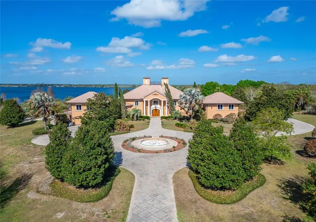 Homes for sale in Auburndale, FL | 501 Adams Barn Rd, Auburndale, FL 33823 | MLS# L4959805