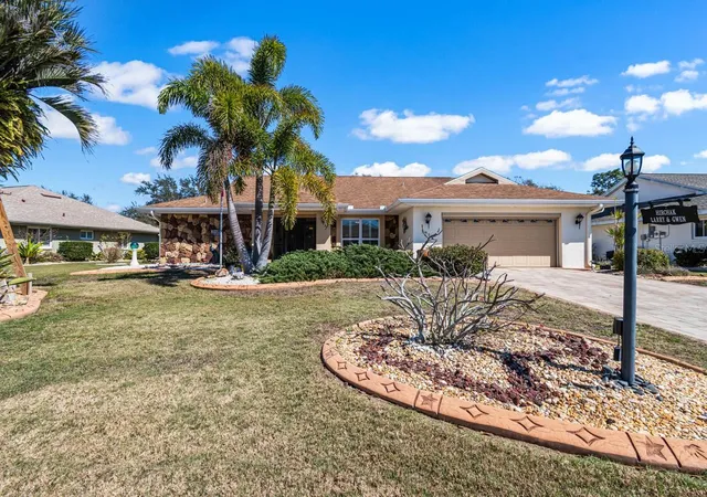 3rd image of 1917 E View Dr, Sun City Center, FL 33573 | MLS# TB8481195