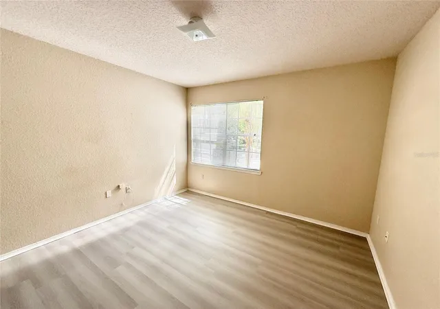 image of 2528 Robert Trent Jones Dr, Orlando, FL 32835