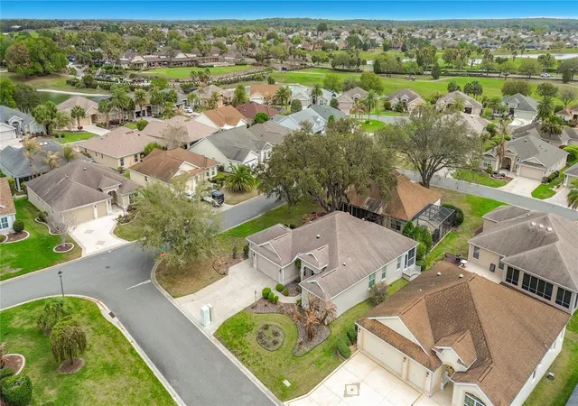 Photo 3 of Single family home for sale at 2679 Lantana Ave, The Villages, FL 32162 | MLS# G5108865 | Listing updated on 2026-10-10
