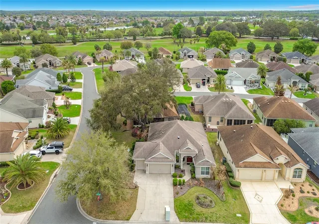 Photo 4 of Single family home for sale at 2679 Lantana Ave, The Villages, FL 32162 | MLS# G5108865 | Listing updated on 2026-10-10