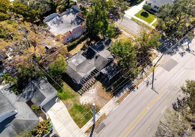 Photo 2 of Single family home for sale at 2627 W Watrous Ave, Tampa, FL 33629 | MLS# TB8481227 | Listing updated on 2026-08-18