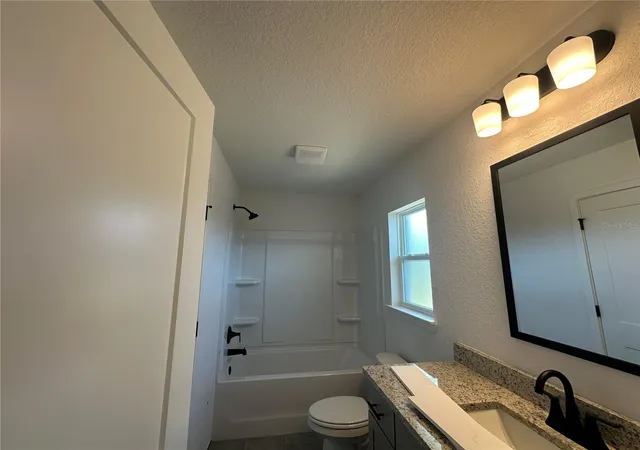 Homes for sale in Oxford, FL | 12605 Ne 48th St, Oxford, FL 34484 | MLS# OM719776