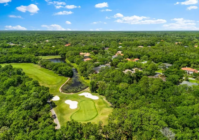 3rd image of 6413 Maclaurin Dr, Tampa, FL 33647 | MLS# TB8481237