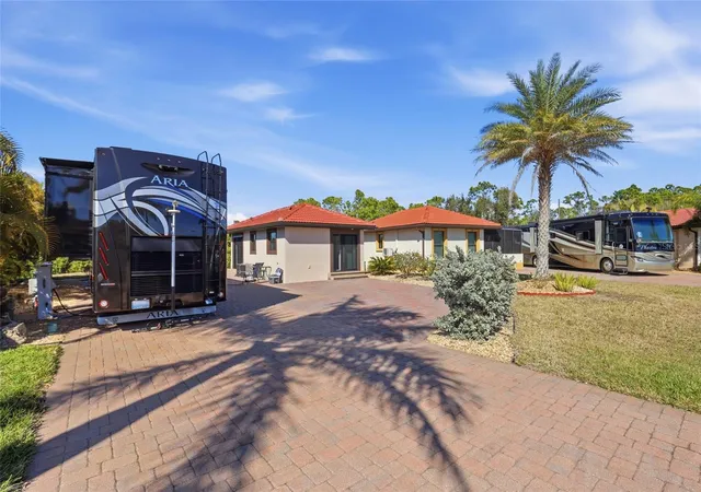 4th image of 14100 Myakka Ave #26, Port Charlotte, FL 33953 | MLS# A4684300