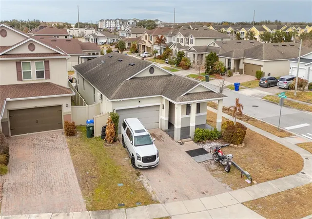 Homes for sale in Kissimmee, FL | 3401 Canvas St, Kissimmee, FL 34741 | MLS# S5144779