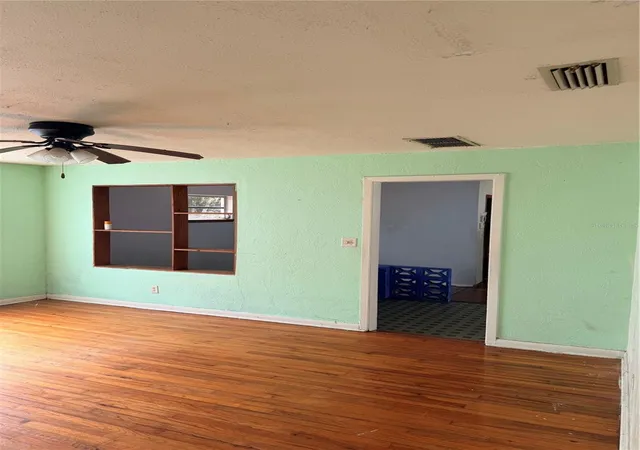 Homes for sale in Daytona Beach, FL | 1129 Holly Ave, Daytona Beach, FL 32117 | MLS# O6386401
