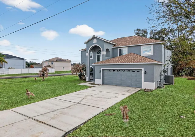 Photo 1 of Single family home for sale at 402 Big Sioux Ct, Kissimmee, FL 34759 | MLS# O6386404 | Listing updated on 2026-08-31