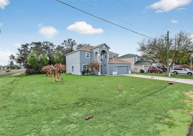 Photo 3 of Single family home for sale at 402 Big Sioux Ct, Kissimmee, FL 34759 | MLS# O6386404 | Listing updated on 2026-08-31