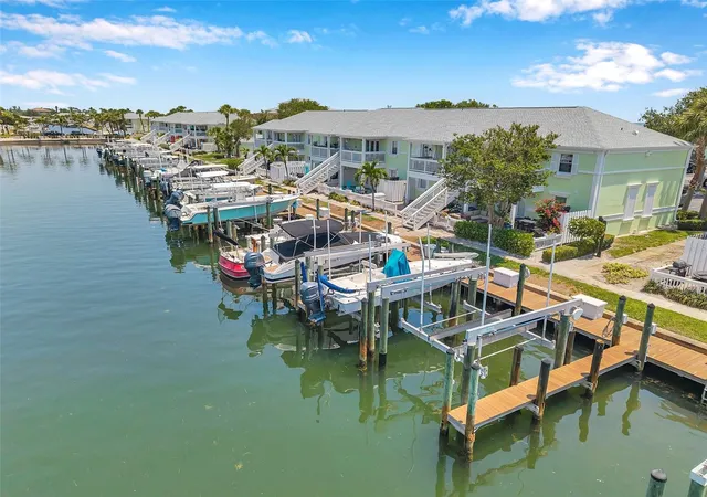 Photo 3 of Land for sale at 0 Coquina Key Dr Se #114SS, Saint Petersburg, FL 33705 | MLS# TB8481317 | Listing updated on 2026-09-29