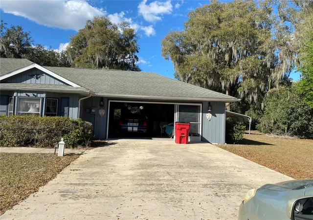 Homes for sale in Lake Panasoffkee, FL | 1050 Cr 482D, Lake Panasoffkee, FL 33538 | MLS# G5108879