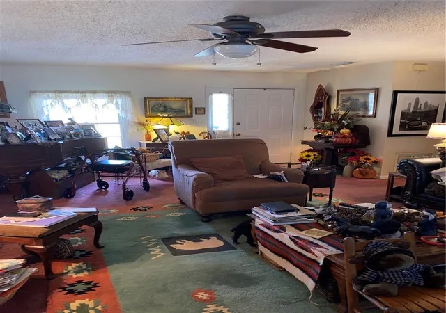 Homes for sale in Lake Panasoffkee, FL | 1050 Cr 482D, Lake Panasoffkee, FL 33538 | MLS# G5108879
