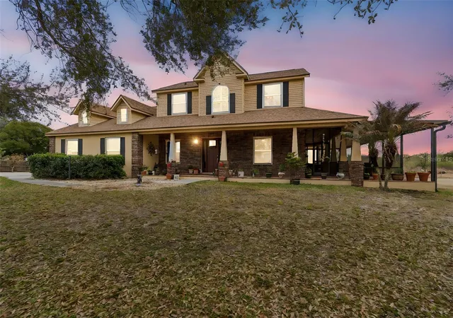 3rd image of 2921 Lampp Rd, Plant City, FL 33565 | MLS# TB8481366