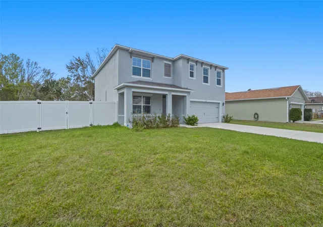 Photo 3 of Sale Pending at 41 Dorset Dr, Kissimmee, FL 34758 | MLS# O6386472 | Listing updated on 2026-08-21