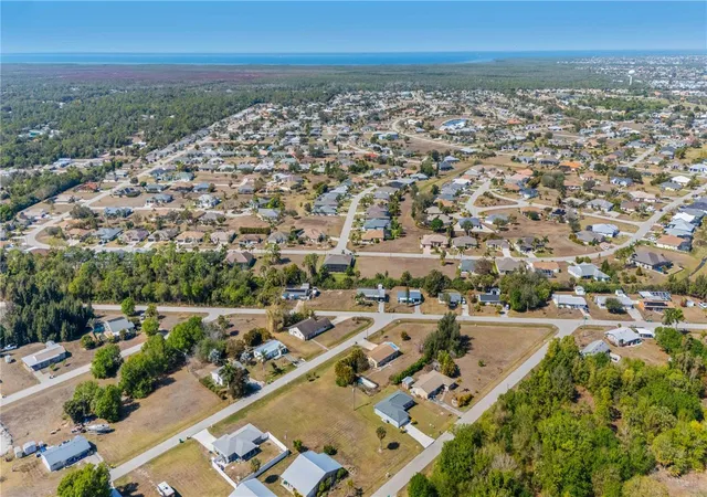 5th image of 3Rd, Punta Gorda, FL 33955 | MLS# C7522642