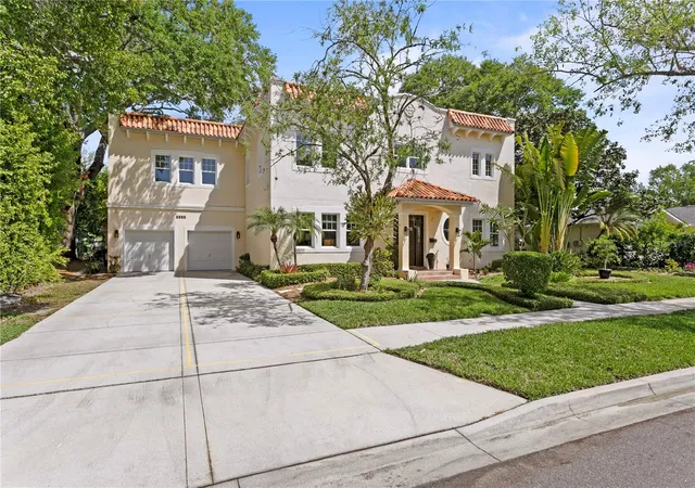 Homes for sale in Tampa, FL | 4115 W Barcelona St, Tampa, FL 33629 | MLS# TB8481417